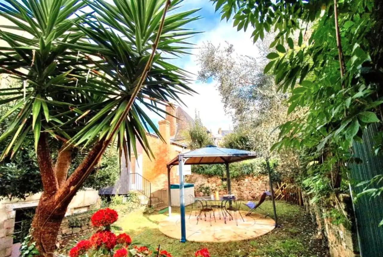 Le Patio, Coeur De Ville Avec Garage Et Jardin Vannes Eksteriør billede